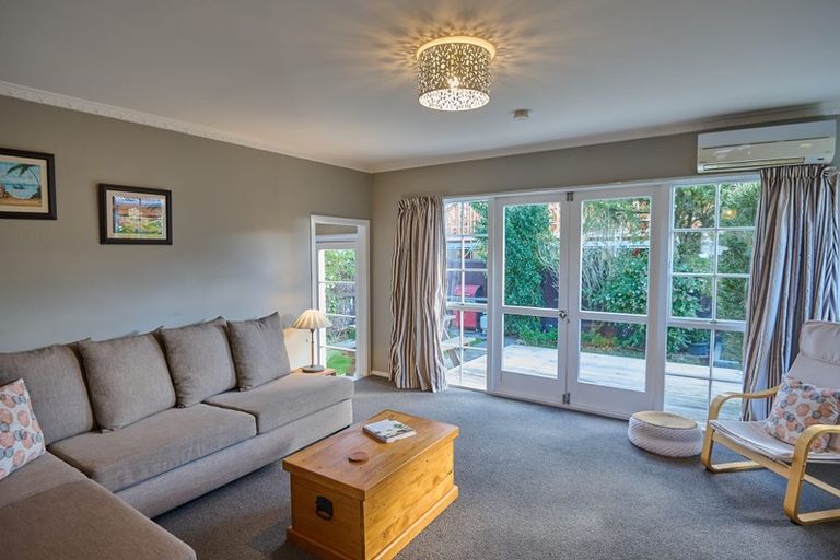 Photo of property in 2/63 Wychbury Street, Spreydon, Christchurch, 8024