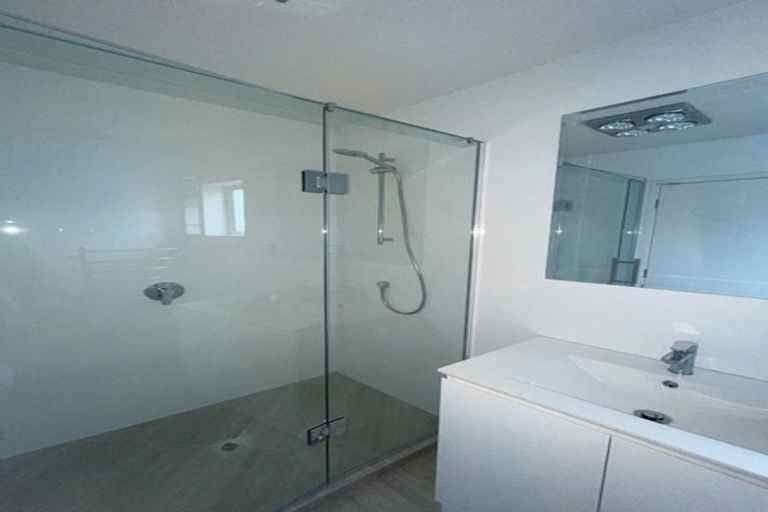 Photo of property in 119 Sycamore Drive, Sunnynook, Auckland, 0620