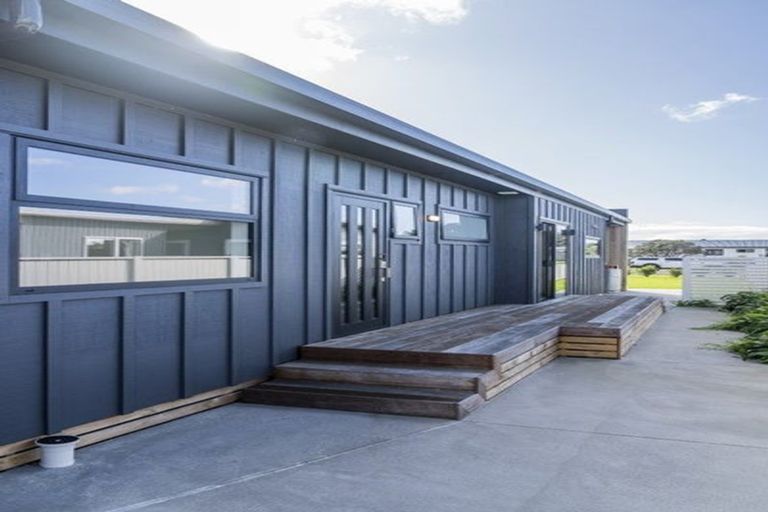 Photo of property in 305 Matarangi Drive, Matarangi, Whitianga, 3592