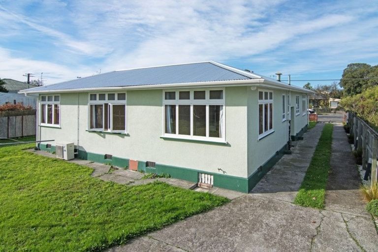 Photo of property in 2 Lett Street, Lansdowne, Masterton, 5810