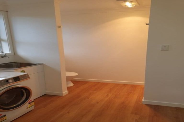 Photo of property in 39 Albert Street, Palmerston North, 4414