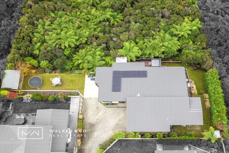 Photo of property in 29 Mcewen Crescent, Riverstone Terraces, Upper Hutt, 5018