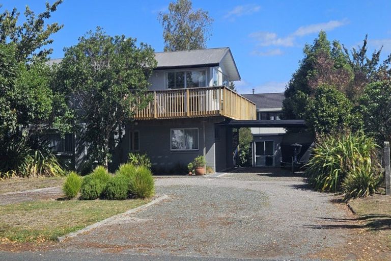 Photo of property in 14 Ogilvie Road, Kinloch, Taupo, 3377