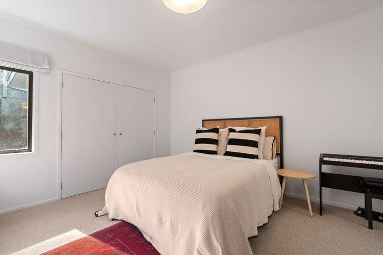 Photo of property in 3 Homewood Avenue, Karori, Wellington, 6012