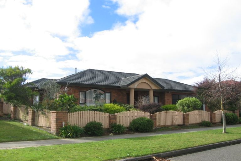 Photo of property in 111 Pacific Drive, Fitzherbert, Palmerston North, 4410