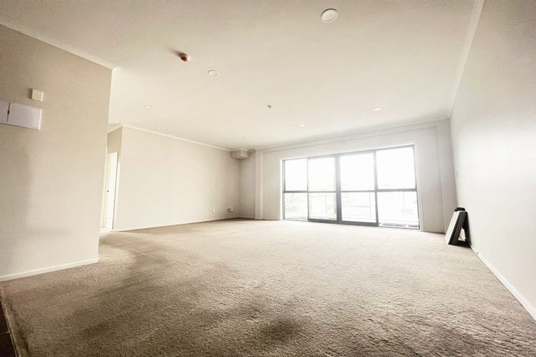 Photo of property in 22a/132 Stancombe Road, Flat Bush, Auckland, 2016