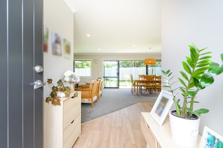 Photo of property in 26 Wescombe Grove, Feilding, 4702