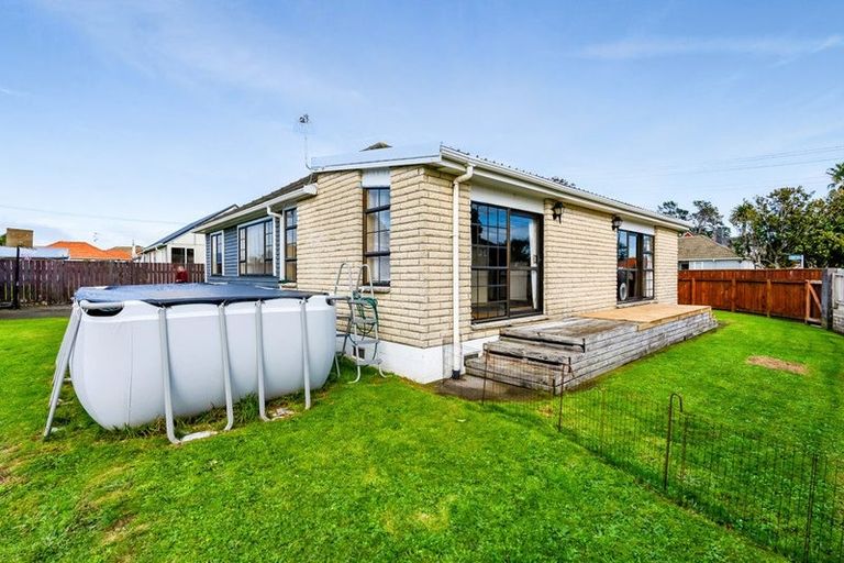 Photo of property in 1 List Street, Welbourn, New Plymouth, 4310