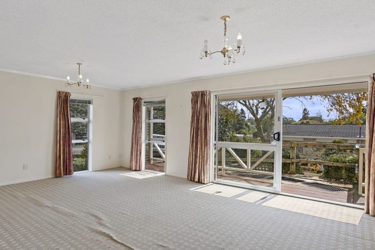 Photo of property in 33 Carrington Street, New Plymouth, 4310