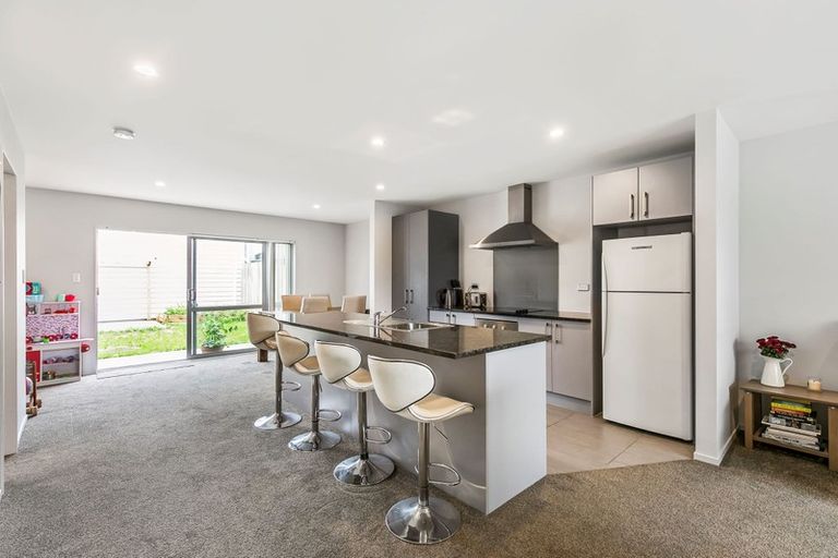 Photo of property in 90 Arion Road, Takanini, 2112