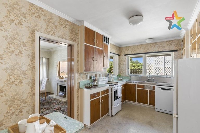 Photo of property in 4 Whitu Street, Khandallah, Wellington, 6035