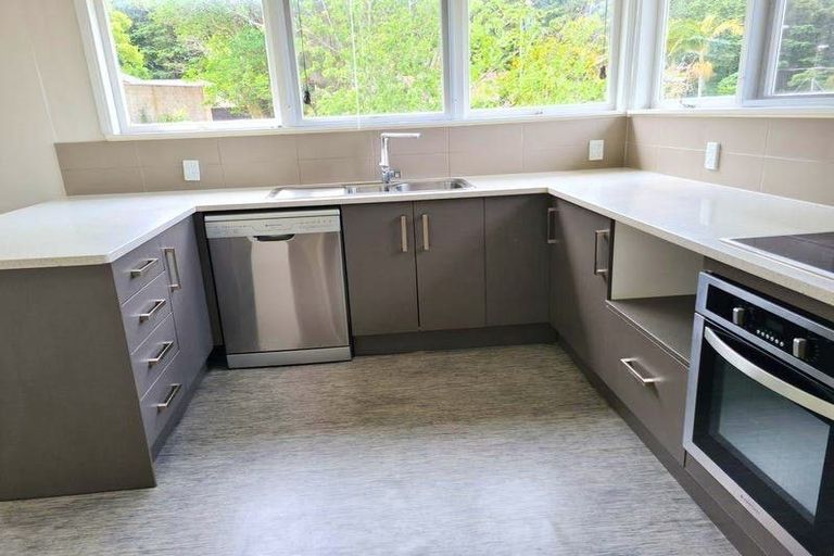 Photo of property in 1/46 Scenic Drive, Manurewa, Auckland, 2102