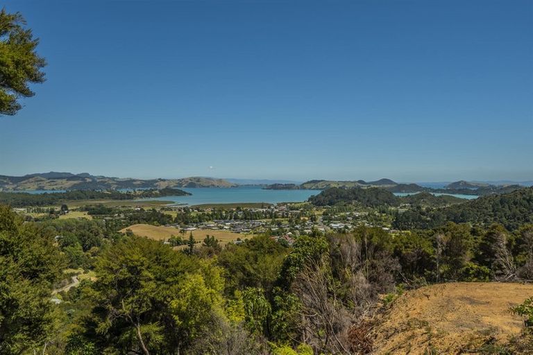 Photo of property in 570 Edward Street, Coromandel, 3506