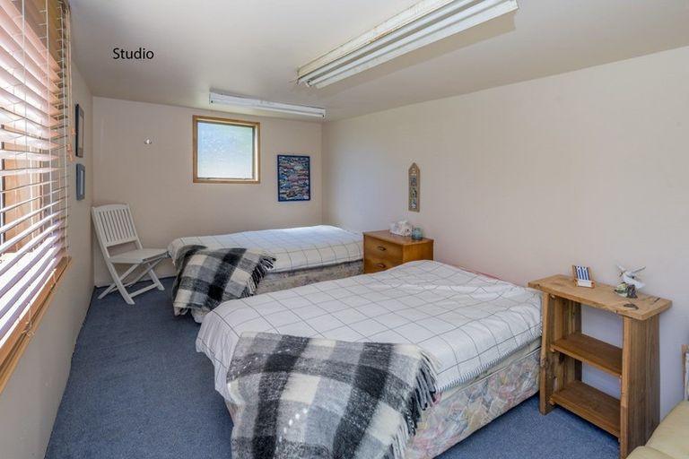 Photo of property in 30 Simcox Street, Otaki Beach, Otaki, 5512