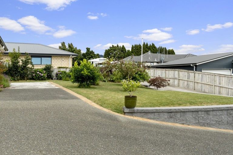 Photo of property in 16 Settlers Drive, Waihi, 3610