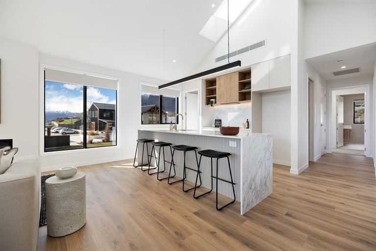 Photo of property in 2 Taurus Lane, Jacks Point, 9371