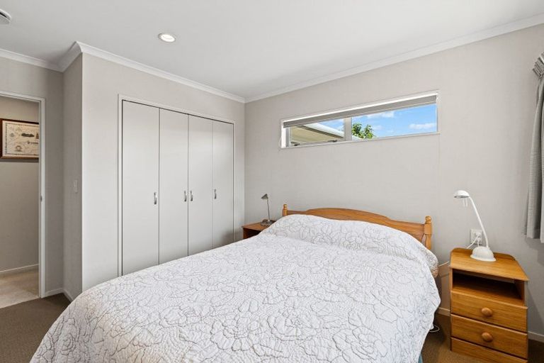 Photo of property in 10a Oriental Street, Welbourn, New Plymouth, 4312