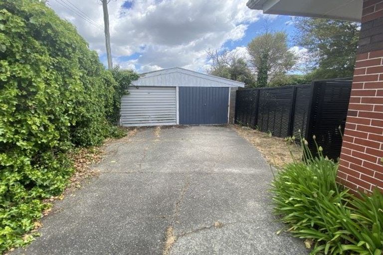 Photo of property in 2/27 Plynlimon Road, Fendalton, Christchurch, 8052
