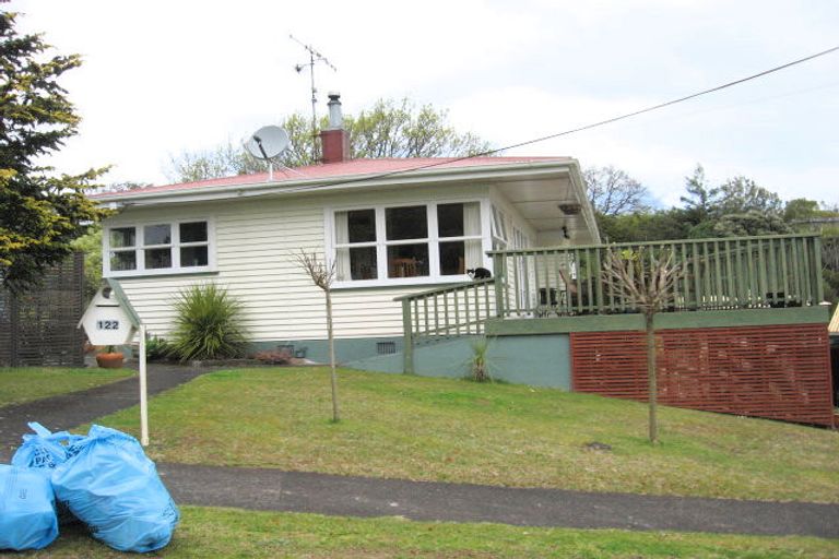 Photo of property in 122 Brunton Crescent, Thames, 3500