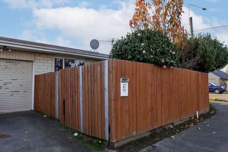 Photo of property in 1/51 Oldwood Street, Bishopdale, Christchurch, 8053