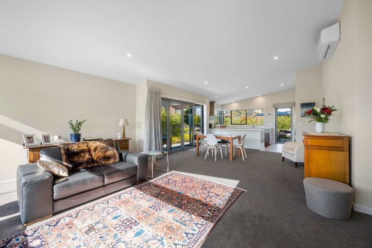 Photo of property in 126 Warren Street, Wanaka, 9305