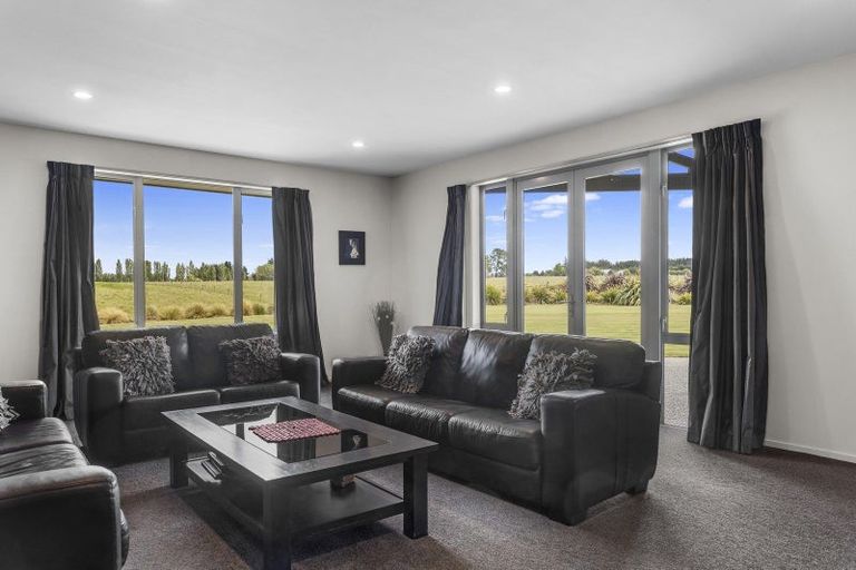 Photo of property in 61 Loburn Whiterock Road, Loburn, Rangiora, 7472
