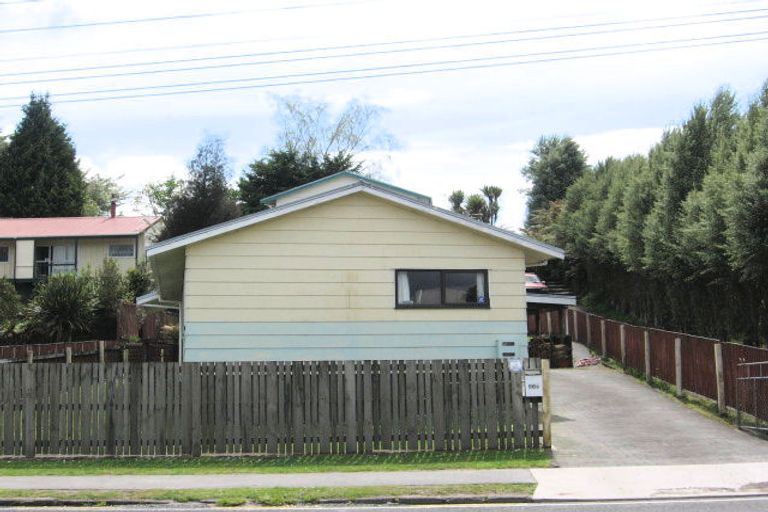 Photo of property in 96b Kawaha Point Road, Kawaha Point, Rotorua, 3010