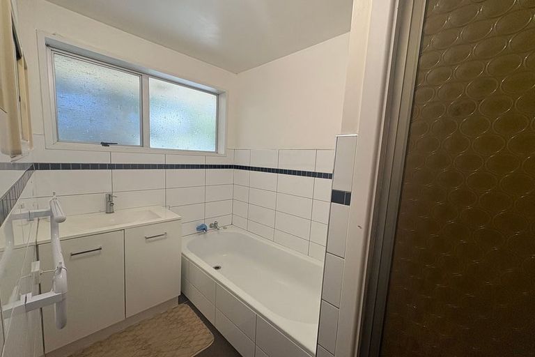 Photo of property in 1/19 Resolution Place, Bryndwr, Christchurch, 8053