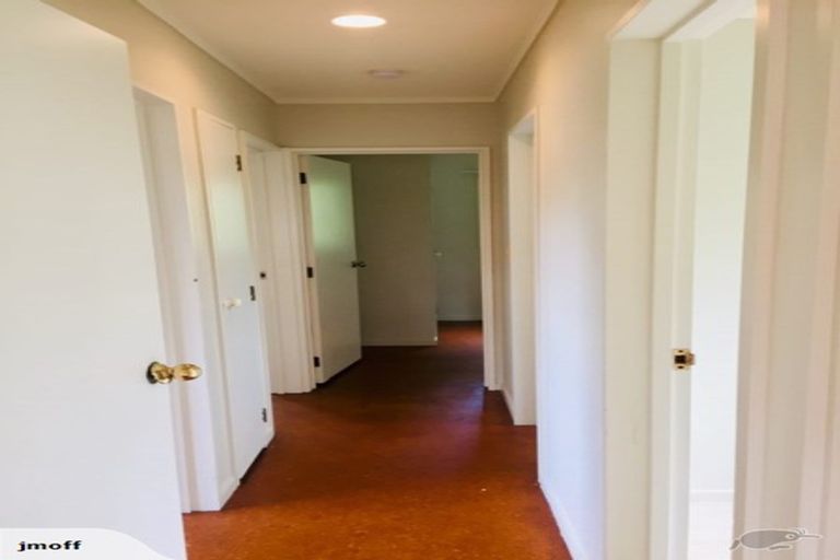 Photo of property in 49a Clayburn Road, Glen Eden, Auckland, 0602