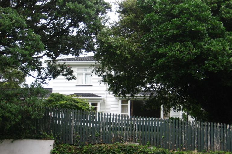 Photo of property in 17 Everest Street, Khandallah, Wellington, 6035