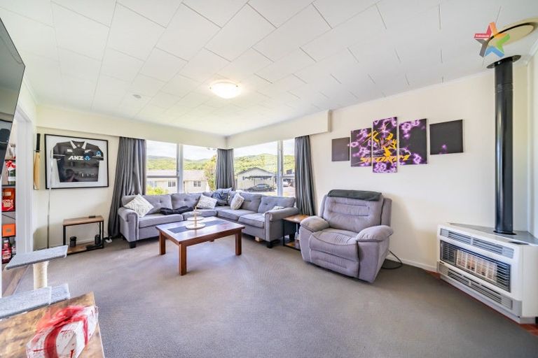 Photo of property in 52 Waipounamu Drive, Kelson, Lower Hutt, 5010