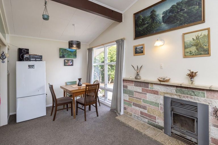 Photo of property in 67 Te Moana Road, Waikanae Beach, Waikanae, 5036
