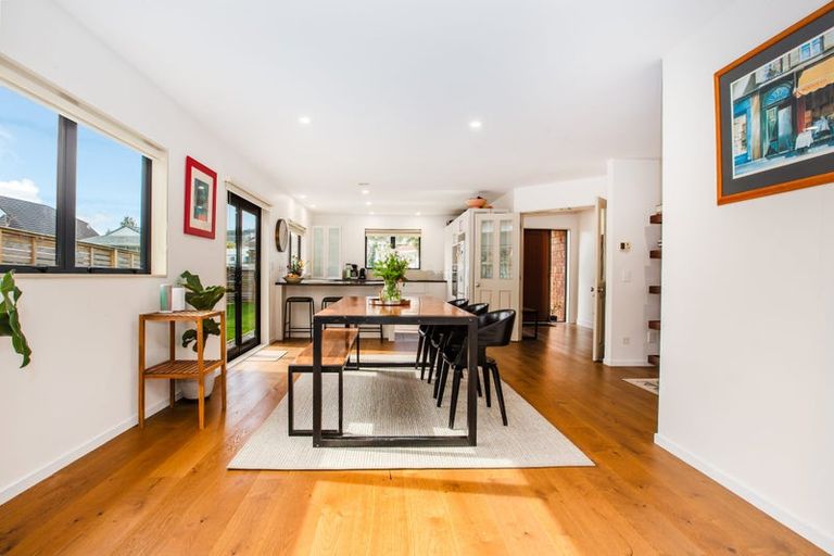 Photo of property in 18b Latitude Close, Whitby, Porirua, 5024