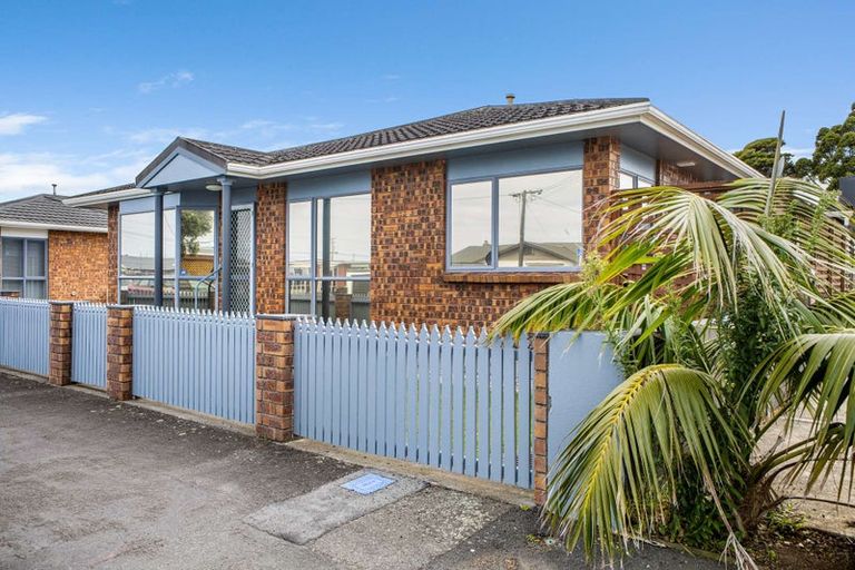 Photo of property in 4/49 Sackville Street, Fitzroy, New Plymouth, 4312