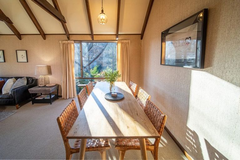 Photo of property in 2 Jedburgh Street, Roxburgh, 9500