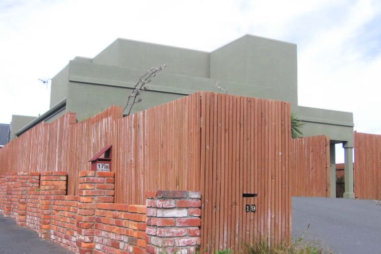 Photo of property in 19 Bowes Crescent, Strathmore Park, Wellington, 6022