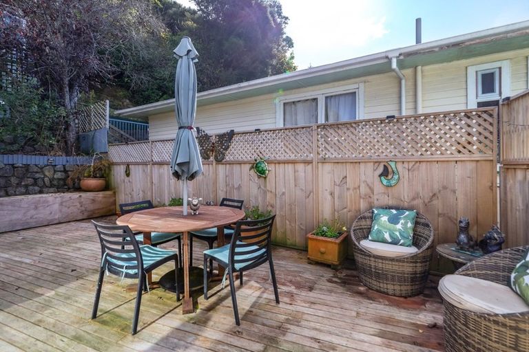 Photo of property in 184 George Street, Stokes Valley, Lower Hutt, 5019