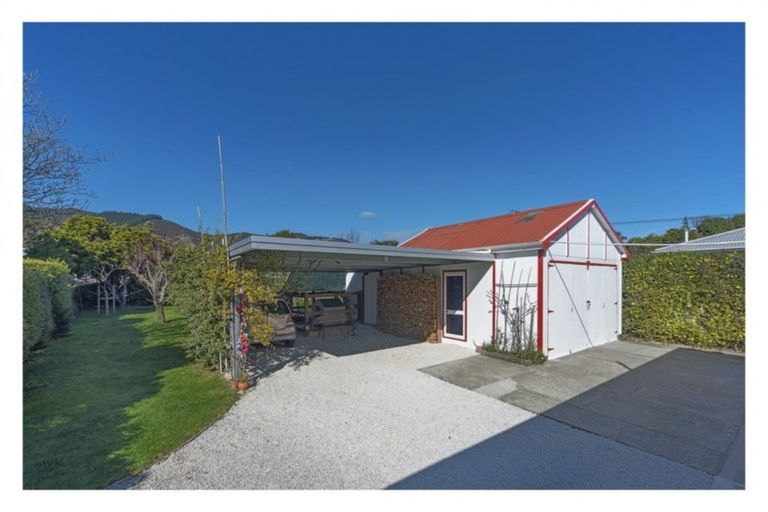 Photo of property in 670 Atawhai Crescent, Atawhai, Nelson, 7010