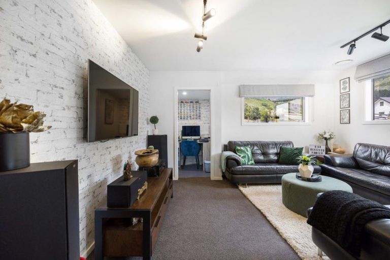 Photo of property in 80 Stalker Road, Lower Shotover, Queenstown, 9304