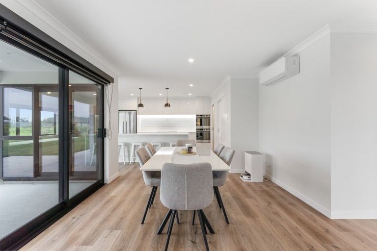 Photo of property in 18 Ranfurly Road, Pahiatua, 4984