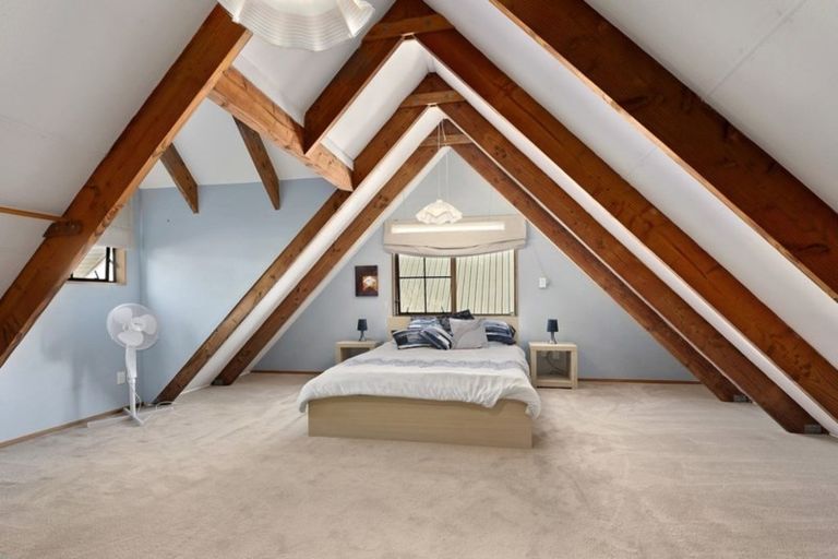 Photo of property in 21 Baltimore Crescent, Totara Park, Upper Hutt, 5018