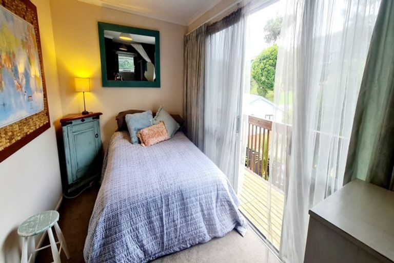 Photo of property in 290 Rosetta Road, Raumati Beach, Paraparaumu, 5032