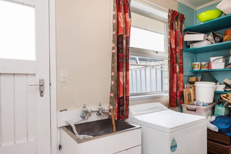 Photo of property in 16a Sandilands Street, Feilding, 4702