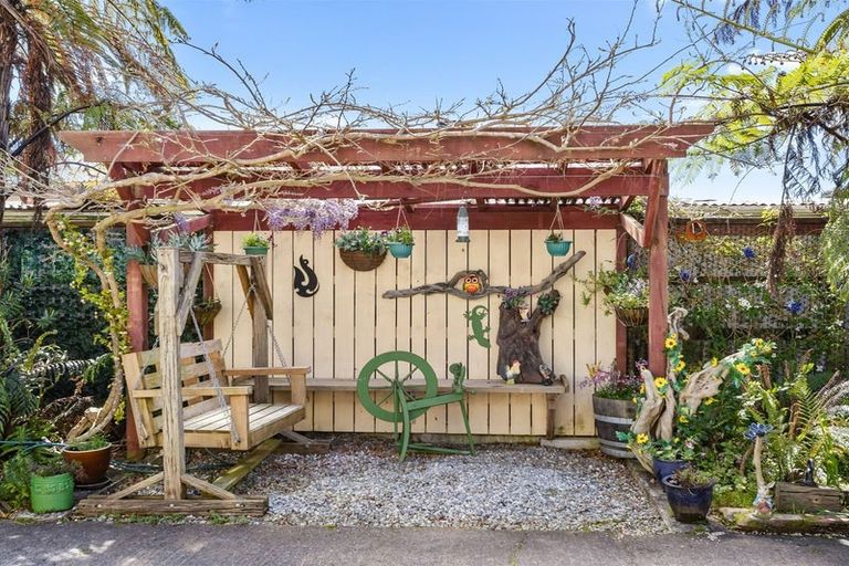 Photo of property in 169 Romilly Street, Westport, 7825