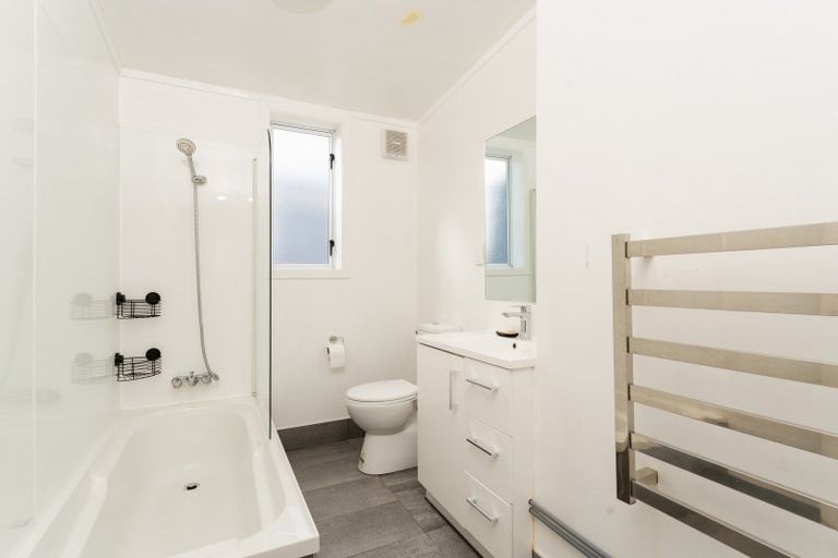 Photo of property in 27 Loyalty Street, Forbury, Dunedin, 9012