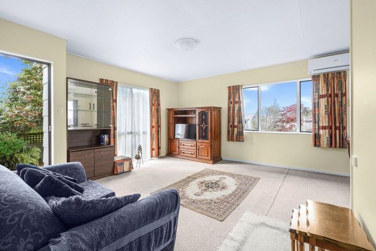 Photo of property in 10b Lee Road, Hannahs Bay, Rotorua, 3010