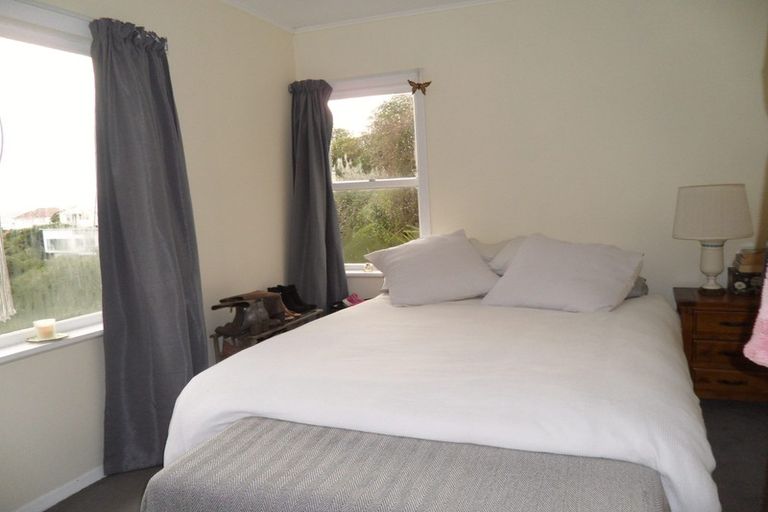 Photo of property in 1/144 Nicholson Road, Khandallah, Wellington, 6035