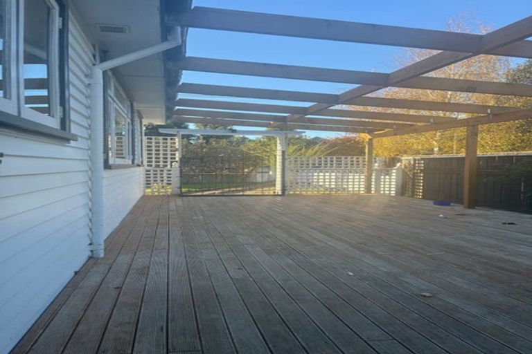 Photo of property in 27 Stanley Street, Levin, 5510