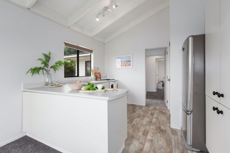 Photo of property in 14 Solway Place, Papakowhai, Porirua, 5024