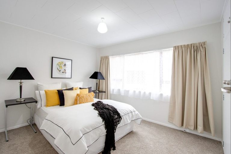 Photo of property in 19 Skerrett Crescent, Tamatea, Napier, 4112